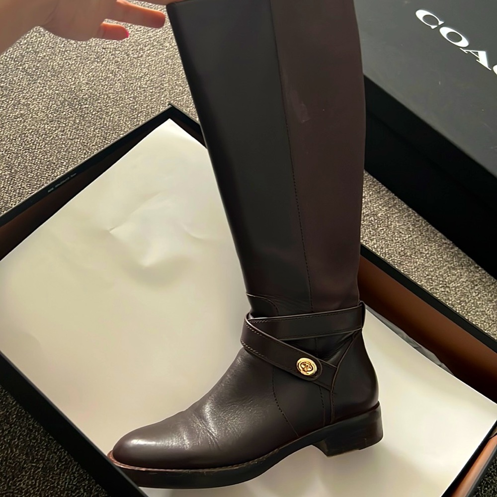 Coach boots